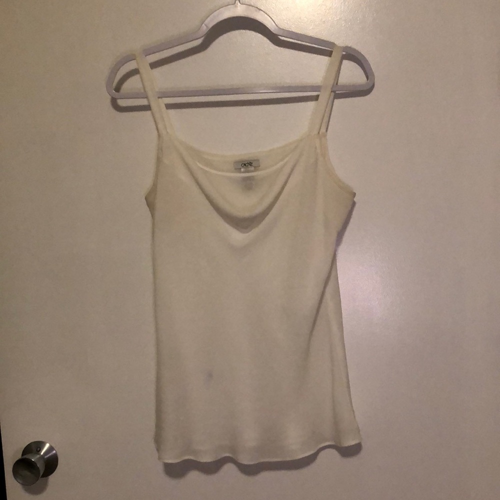 Lightweight White Cache Blouse